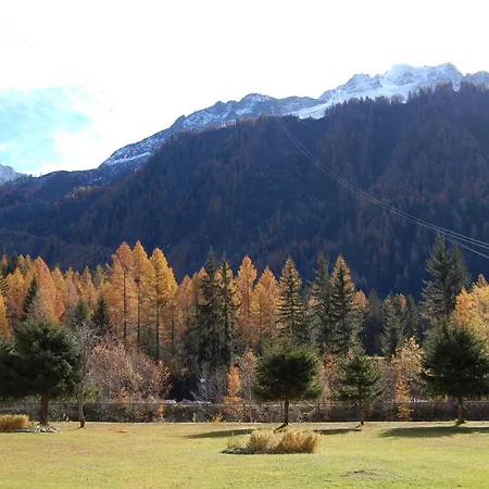 Sainte-foy-l'argentiere Sleeps 6 Appartamento Chamonix